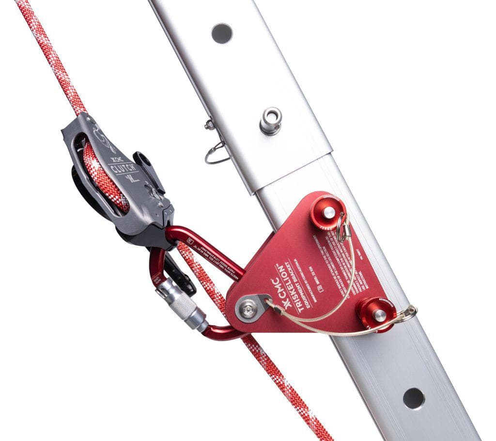 CMC Tripods Fire_Safety_USA CMC TRISKELION™ Equipment Bracket