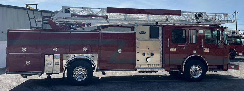 E-ONE Fire Truck Fire_Safety_USA E-One HP75 Aerial Ladder