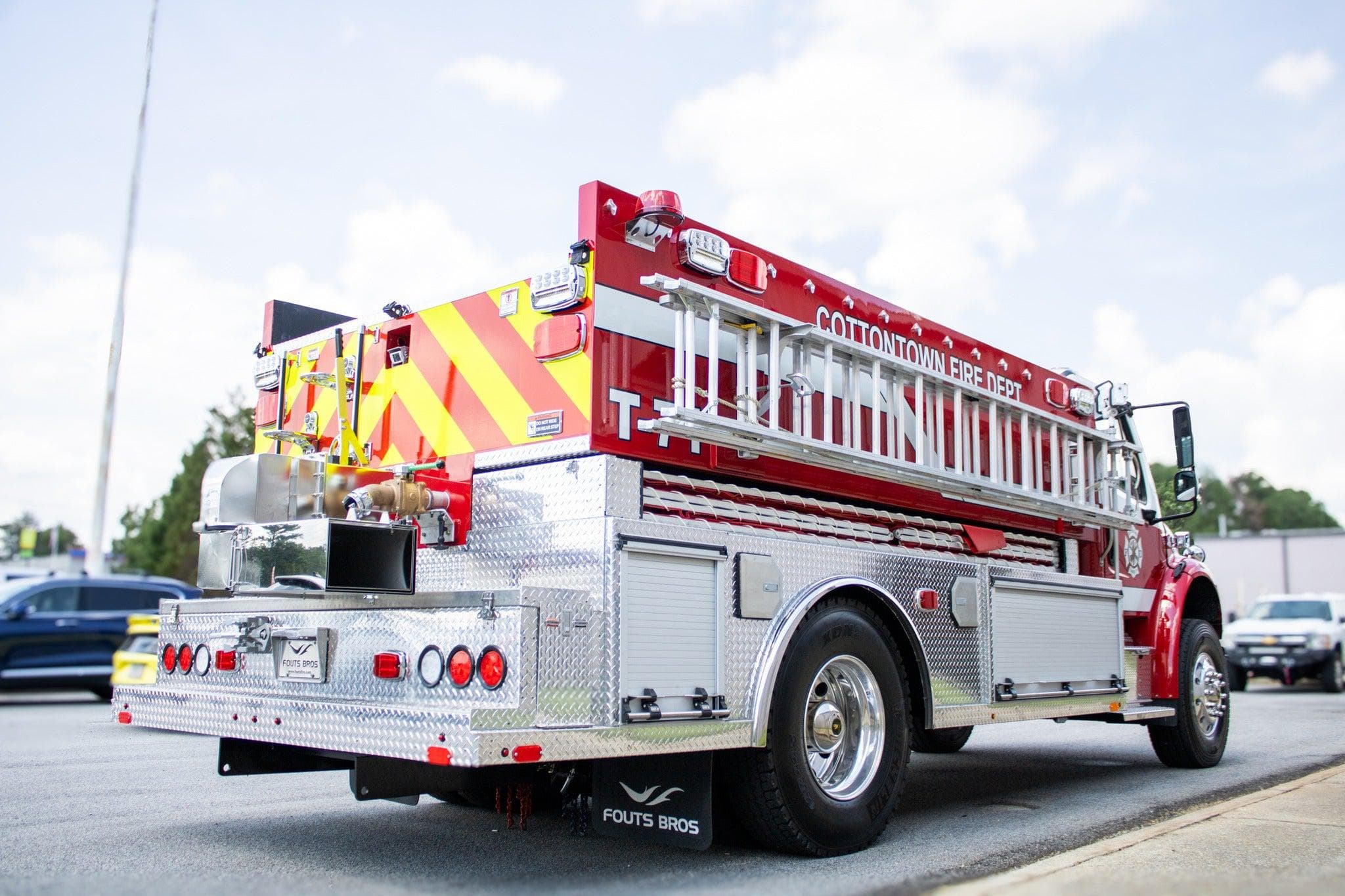 Fouts Fire Fire_Safety_USA Fouts 2,000 Gallon Freightliner CJ Tanker