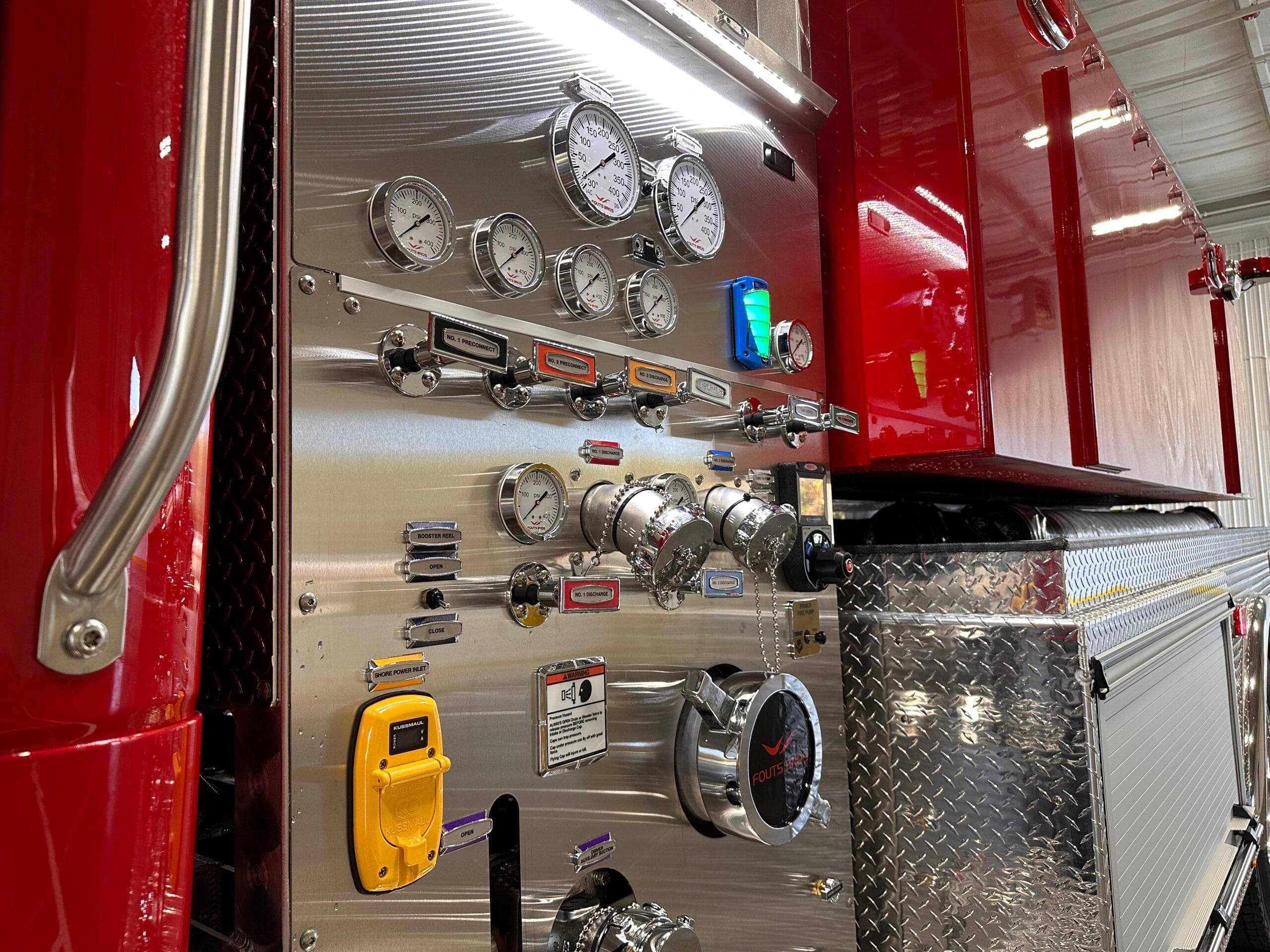 Fouts Fire Fire_Safety_USA Fouts 2,000 Gallon Tanker