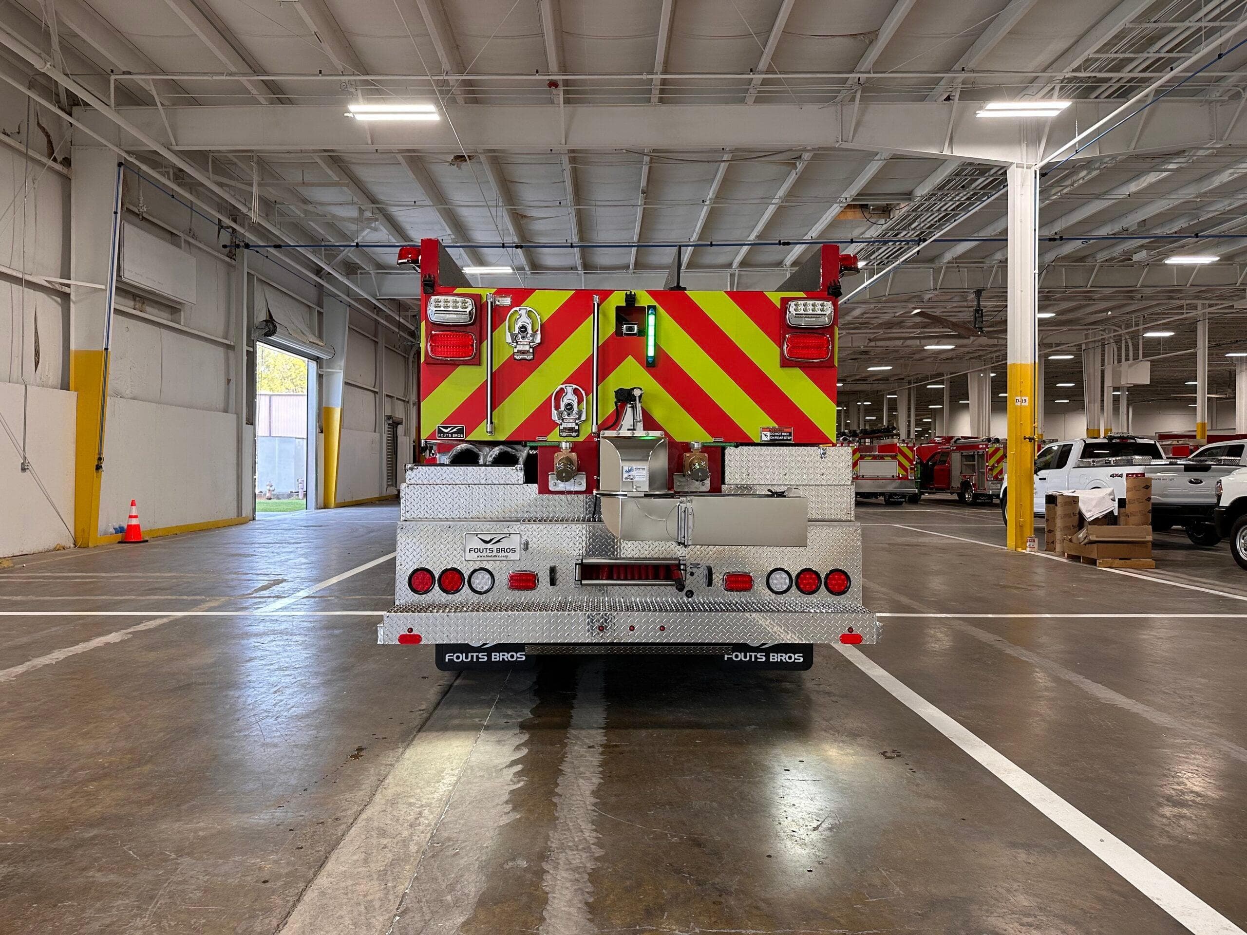 Fouts Fire Fire_Safety_USA Fouts 2,000 Gallon Tanker