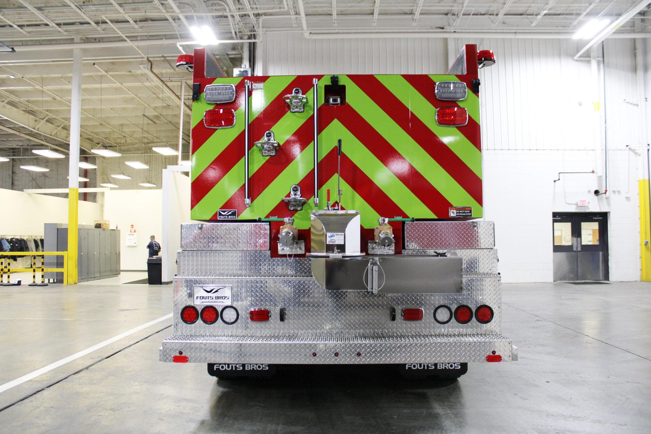 Fouts Fire Fire_Safety_USA Fouts 4,000 Gallon Tanker