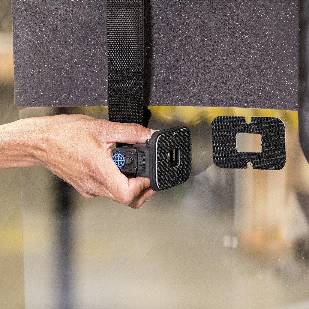 FoxFury Flashlight Fire_Safety_USA Taker R40 Riot Shield Light