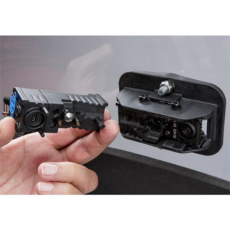 FoxFury Flashlight Fire_Safety_USA Taker R40 Riot Shield Light