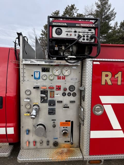 E-ONE Fire Truck Fire_Safety_USA Used 2003 Ford F550 Mini Pumper