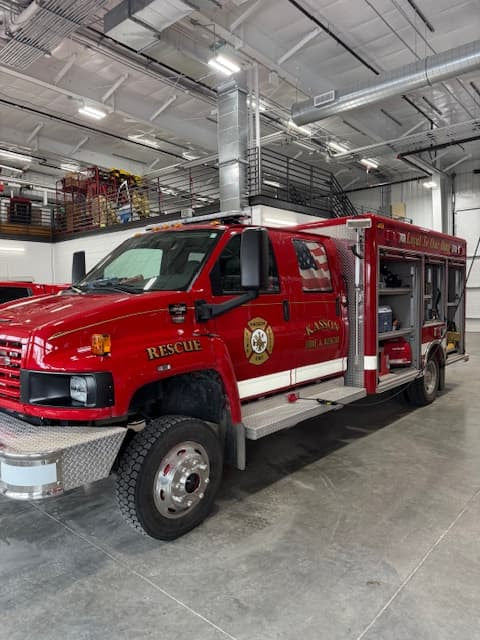 E-ONE Fire Truck Fire_Safety_USA Used 2008 GMC C5500 4x4 Rescue
