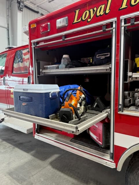 E-ONE Fire Truck Fire_Safety_USA Used 2008 GMC C5500 4x4 Rescue