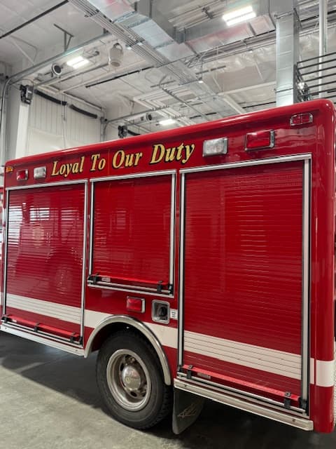 E-ONE Fire Truck Fire_Safety_USA Used 2008 GMC C5500 4x4 Rescue