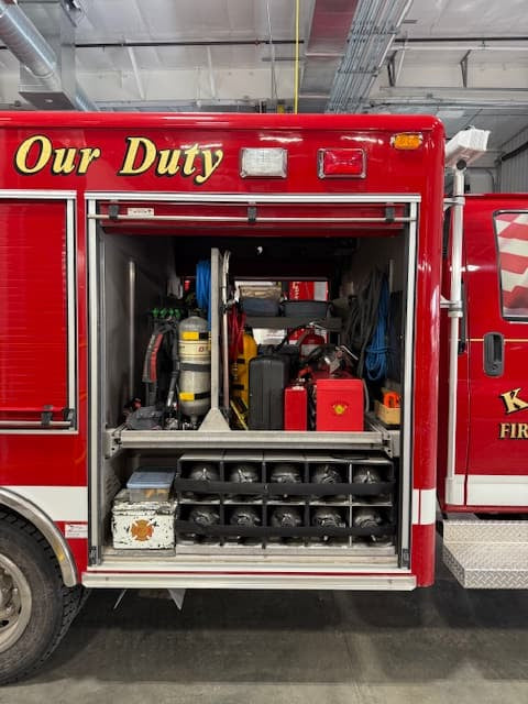 E-ONE Fire Truck Fire_Safety_USA Used 2008 GMC C5500 4x4 Rescue