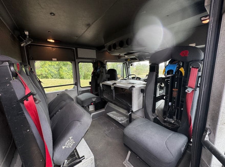 E-ONE Fire Truck Fire_Safety_USA Used 2008 Rosenbauer Rear Mount Pumper