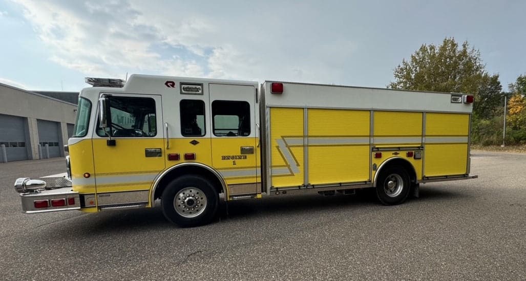 E-ONE Fire Truck Fire_Safety_USA Used 2008 Rosenbauer Rear Mount Pumper