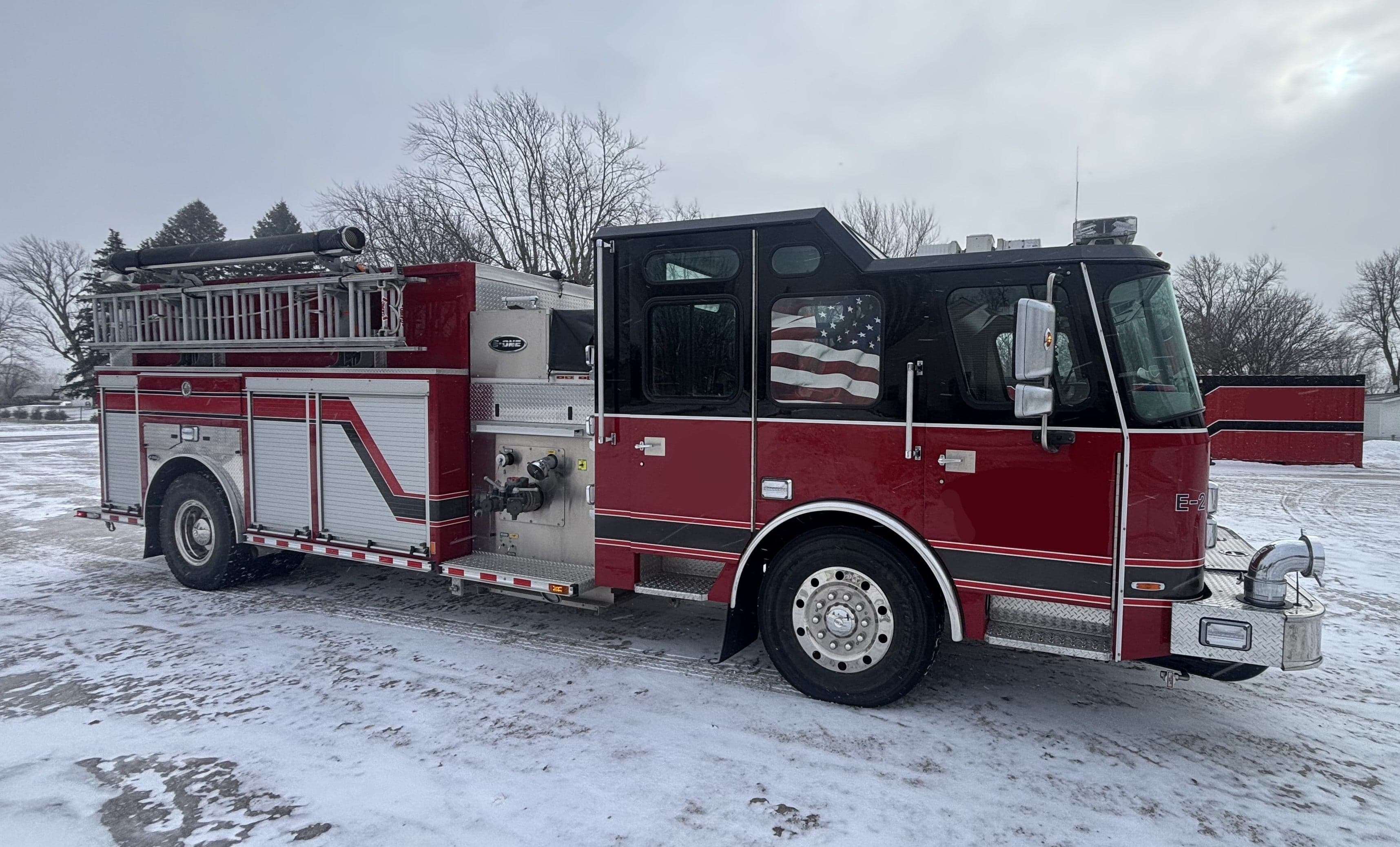 E-ONE Fire Truck Fire_Safety_USA Used 2013 E-One Typhoon Tanker/Pumper