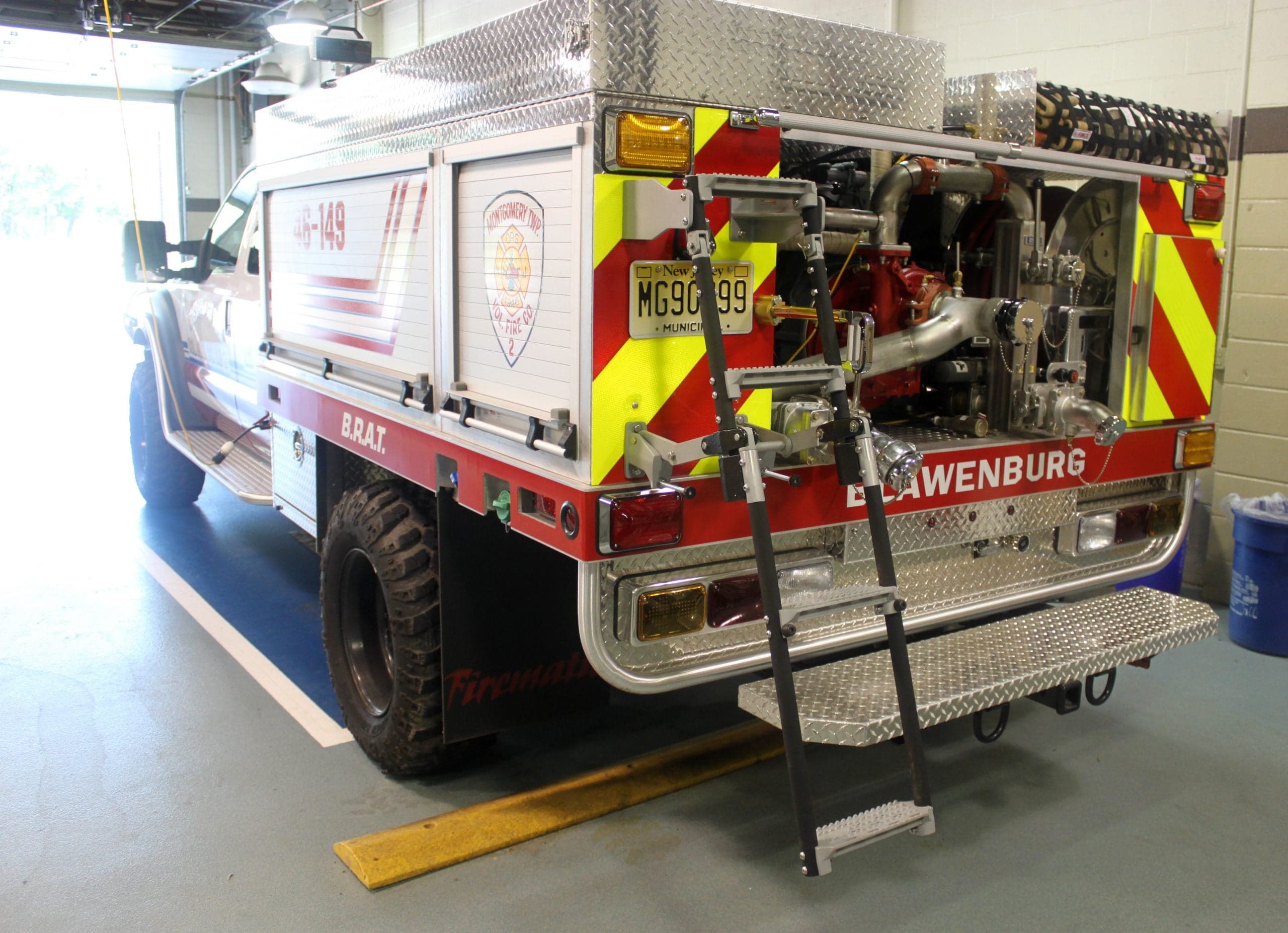 Ziamatic Apparatus Equipment Fire_Safety_USA Ziamatic 12" Width Swing Out & Down Vehicle Ladders