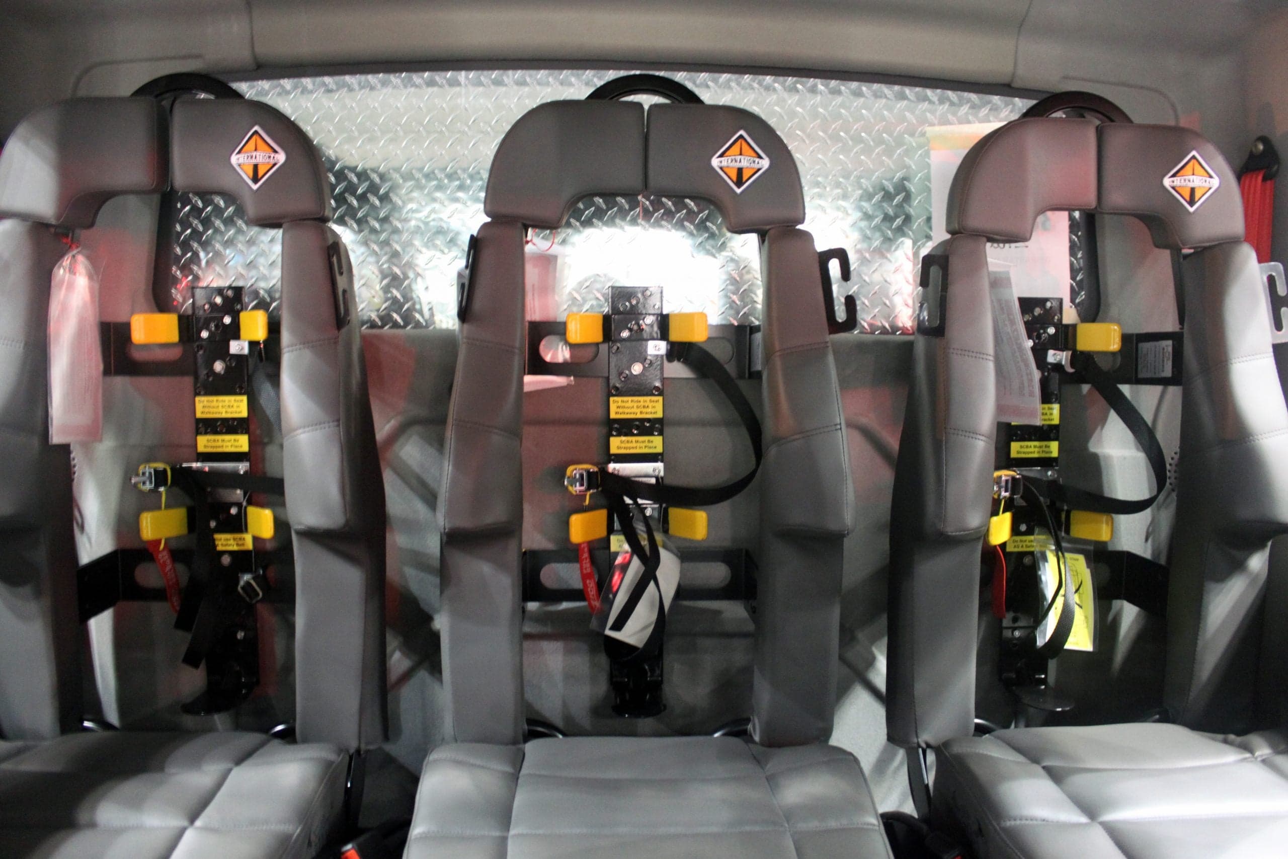 Ziamatic SCBA Brackets Fire_Safety_USA Ziamatic Load & Lock SCBA Bracket