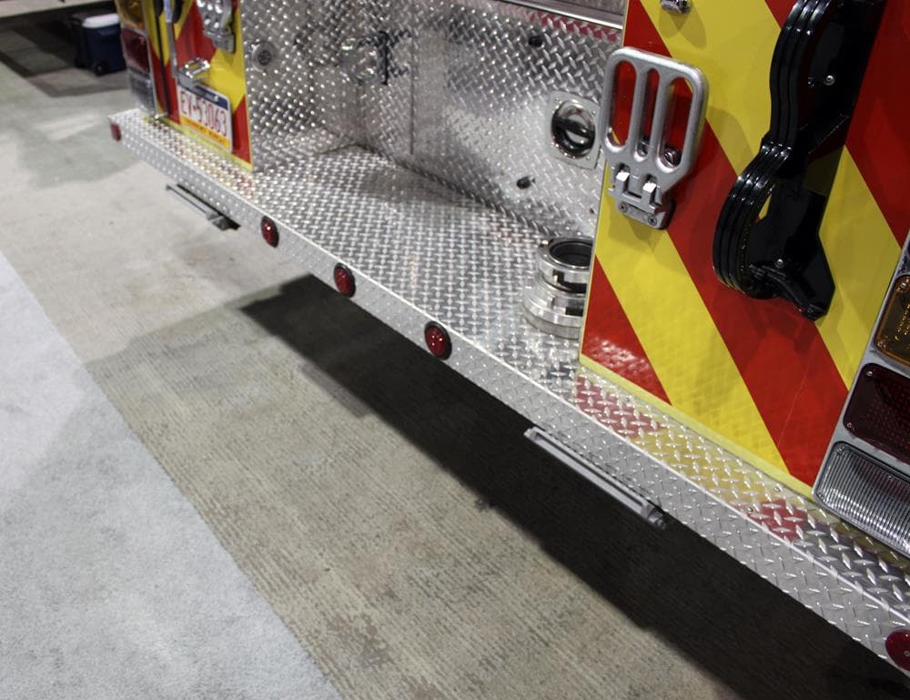 Ziamatic Apparatus Equipment Fire_Safety_USA Ziamatic Manual Pull-out Step