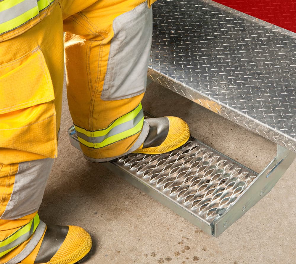 Ziamatic Apparatus Equipment Fire_Safety_USA Ziamatic Manual Vehicle Steps