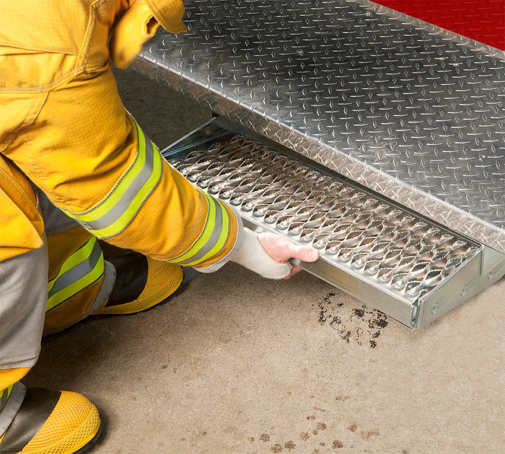 Ziamatic Apparatus Equipment Fire_Safety_USA Ziamatic Manual Vehicle Steps