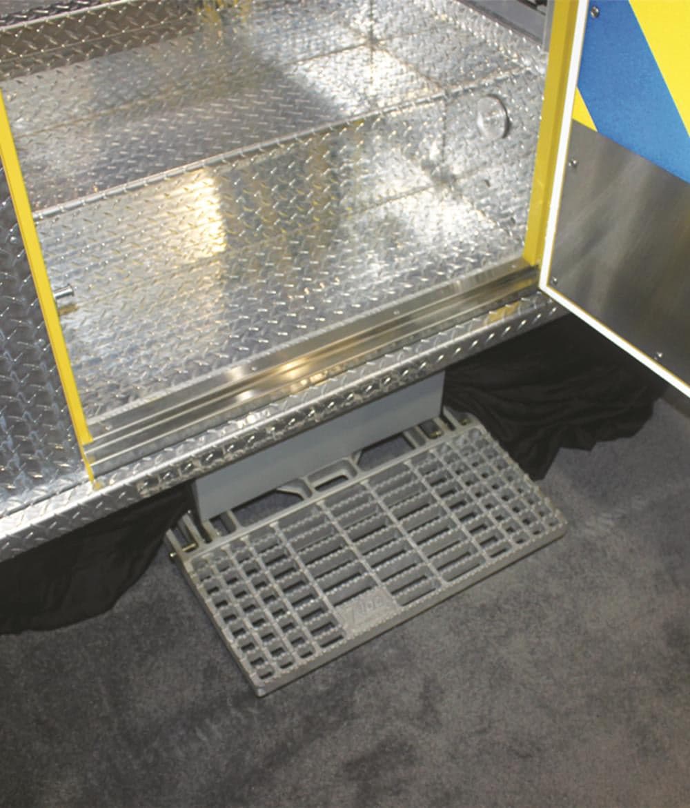 Ziamatic Apparatus Equipment Fire_Safety_USA Ziamatic Retractable Vehicle Step - 7-5/8" Drop