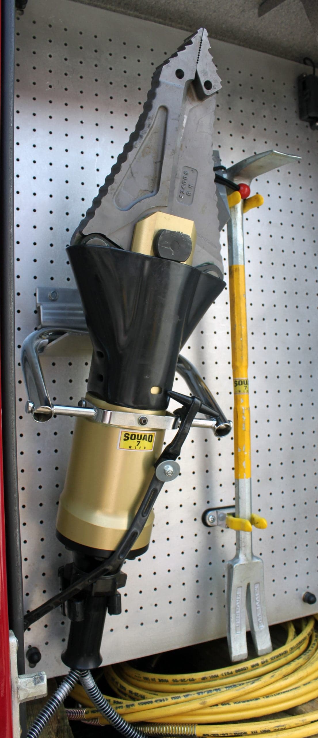 Ziamatic Extrication Fire_Safety_USA Ziamatic Vertical Extrication Tool Holder