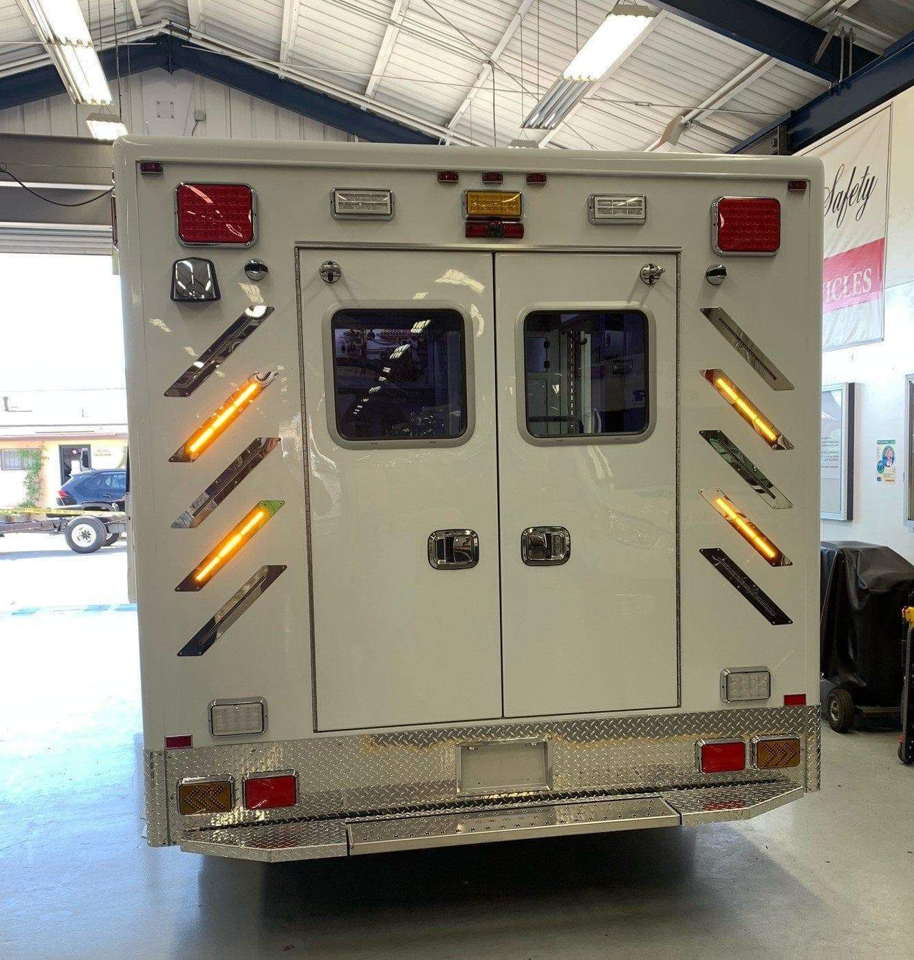 Fire Safety USA Ambulance Fire_Safety_USA New Leader F550 4x4 Ambulance