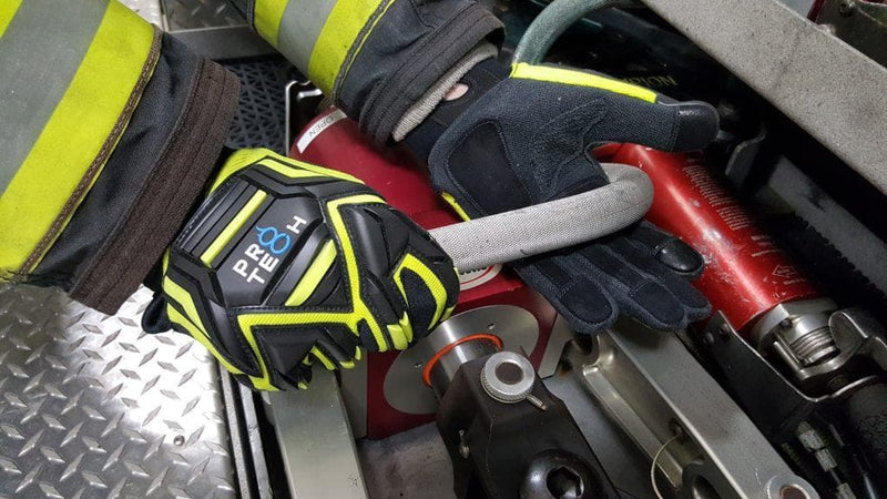 TechTrade LLC Gloves Fire_Safety_USA Pro-Tech 8 Stinger Extrication Gloves